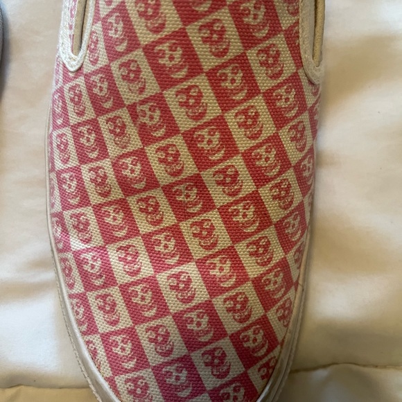 Misfits pink slip on vans style size 8 pink white - Picture 6 of 7